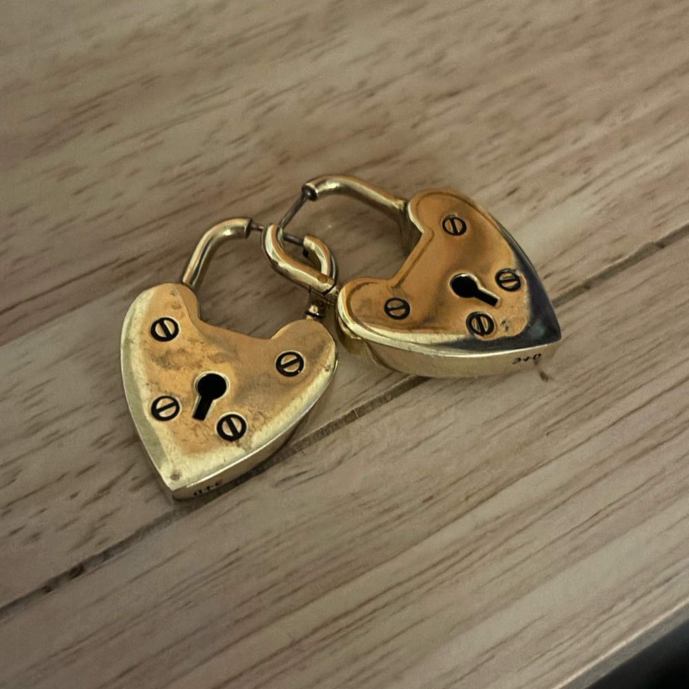 Chic Gold Heart Padlock Earrings